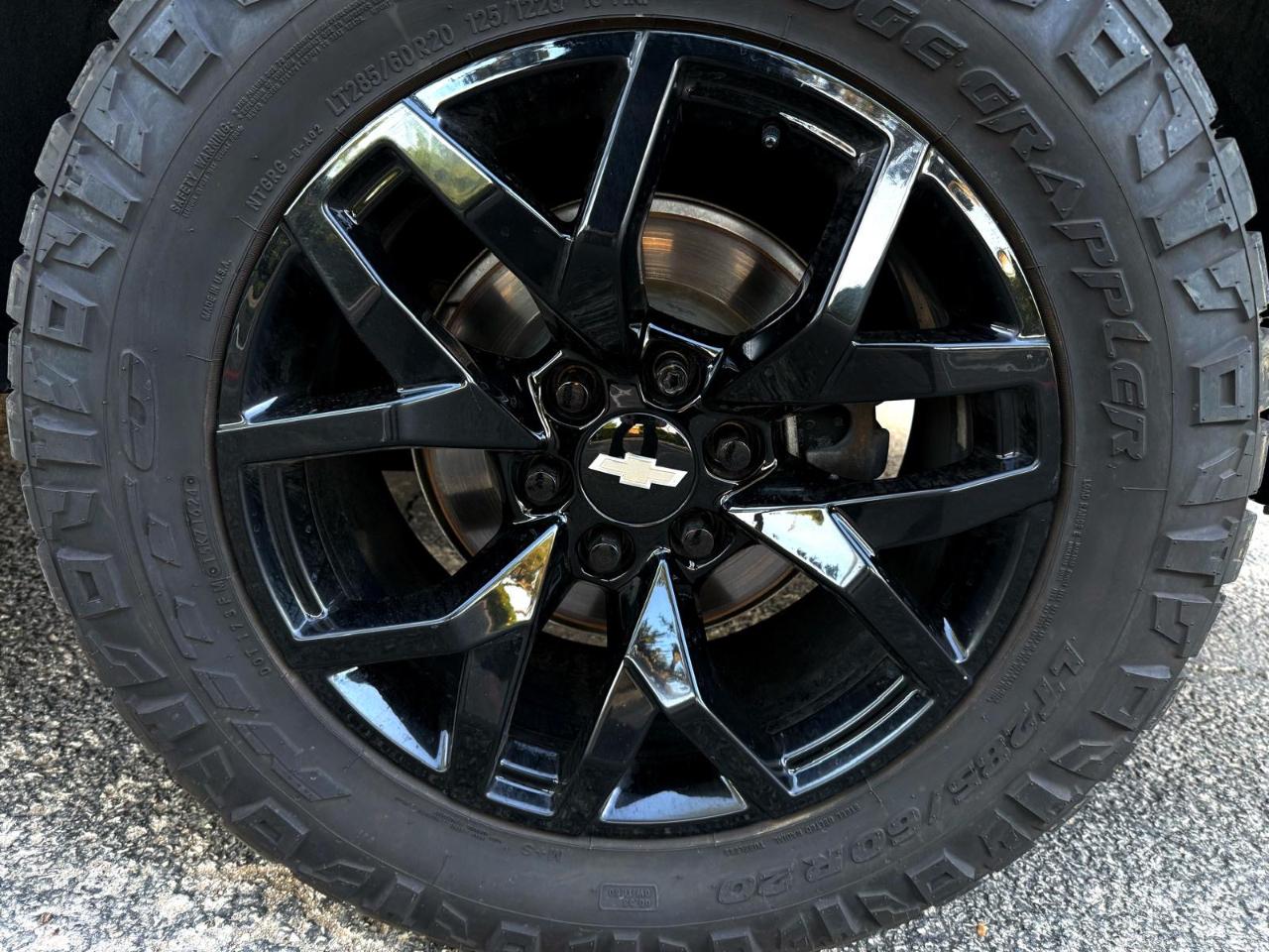 Chevrolet Suburban 4WD 4dr Z71 2022