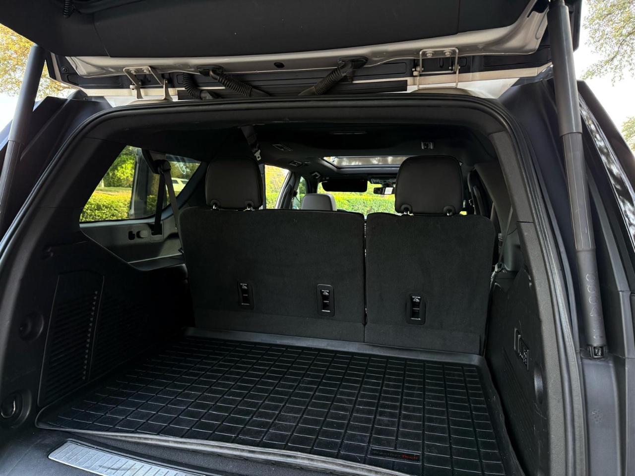 Chevrolet Suburban 4WD 4dr Z71 2022