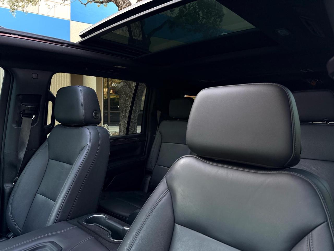 Chevrolet Suburban 4WD 4dr Z71 2022
