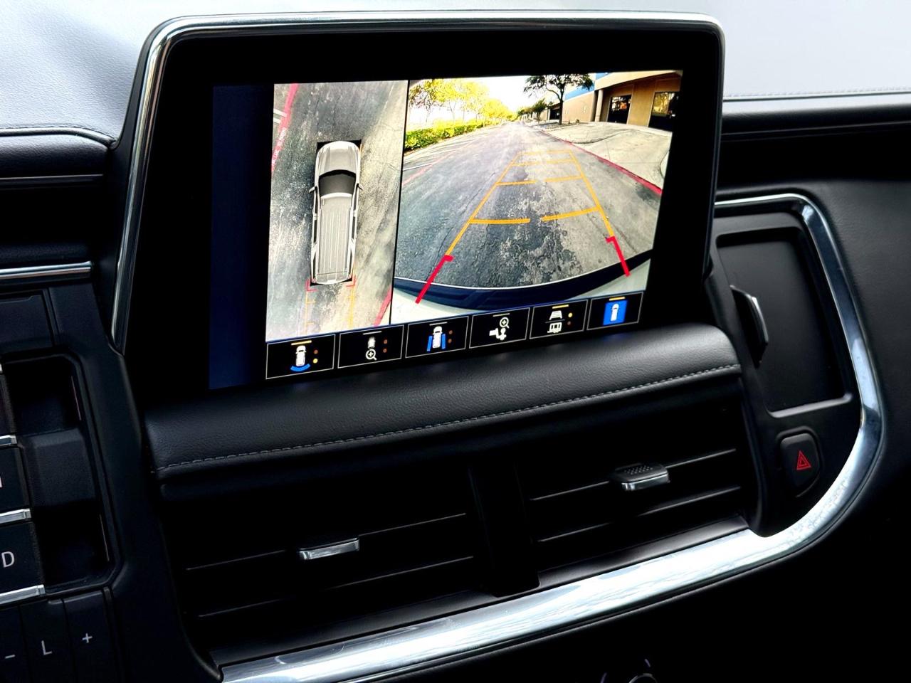 Chevrolet Suburban 4WD 4dr Z71 2022