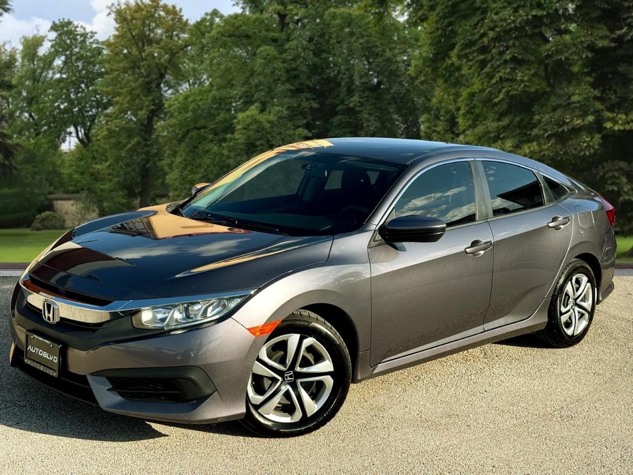 Honda Civic Sedan LX Manual 2017