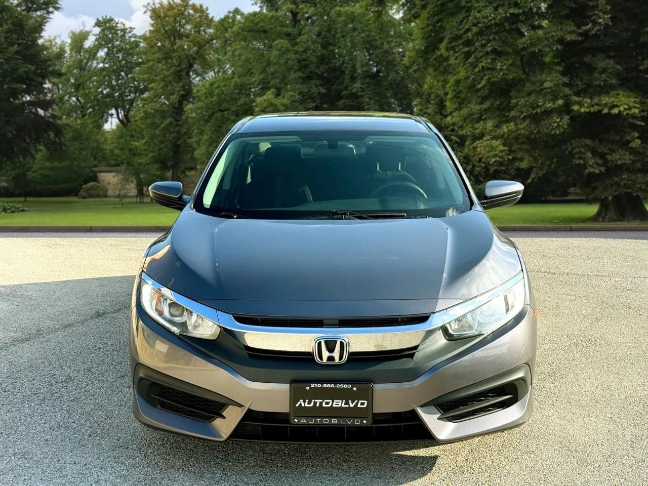 Honda Civic Sedan LX Manual 2017