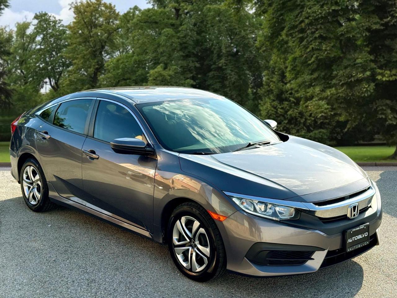 Honda Civic Sedan LX Manual 2017