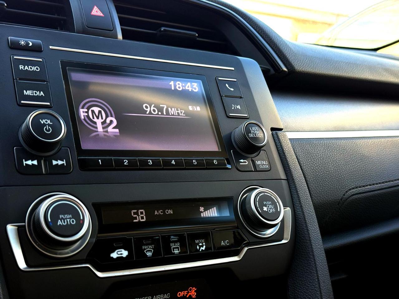 Honda Civic Sedan LX Manual 2017