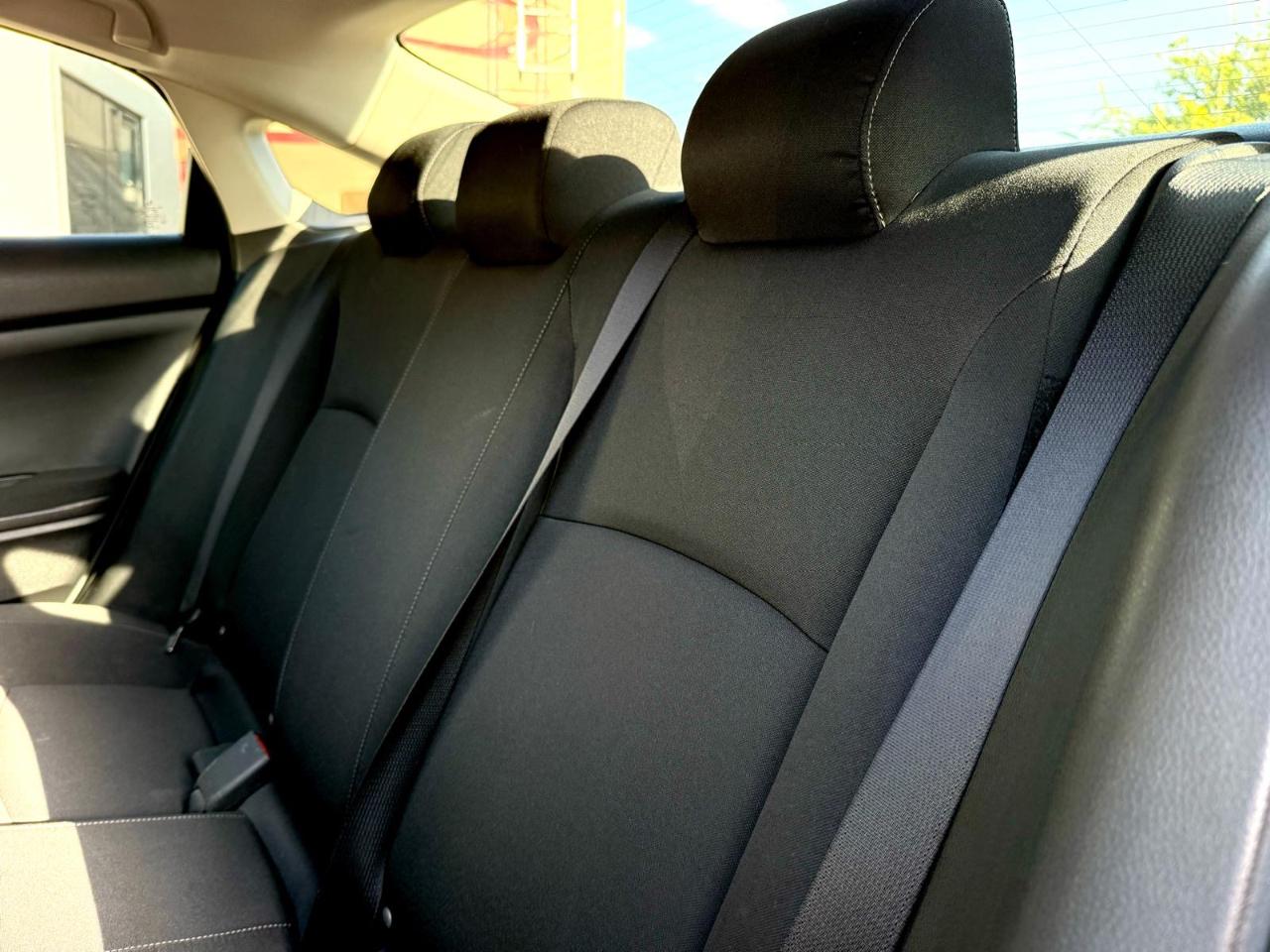Honda Civic Sedan LX Manual 2017