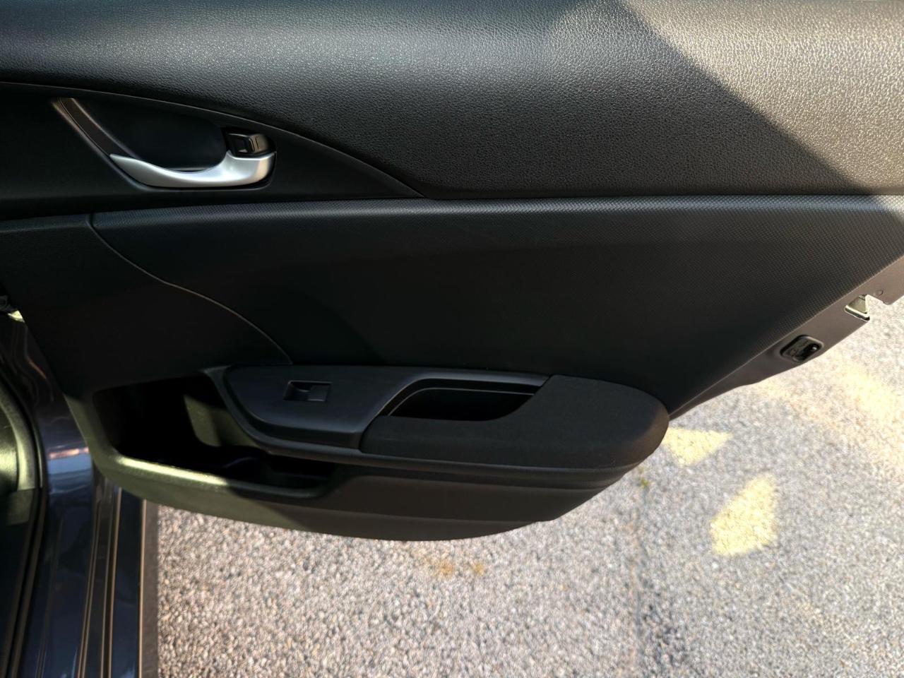 Honda Civic Sedan LX Manual 2017