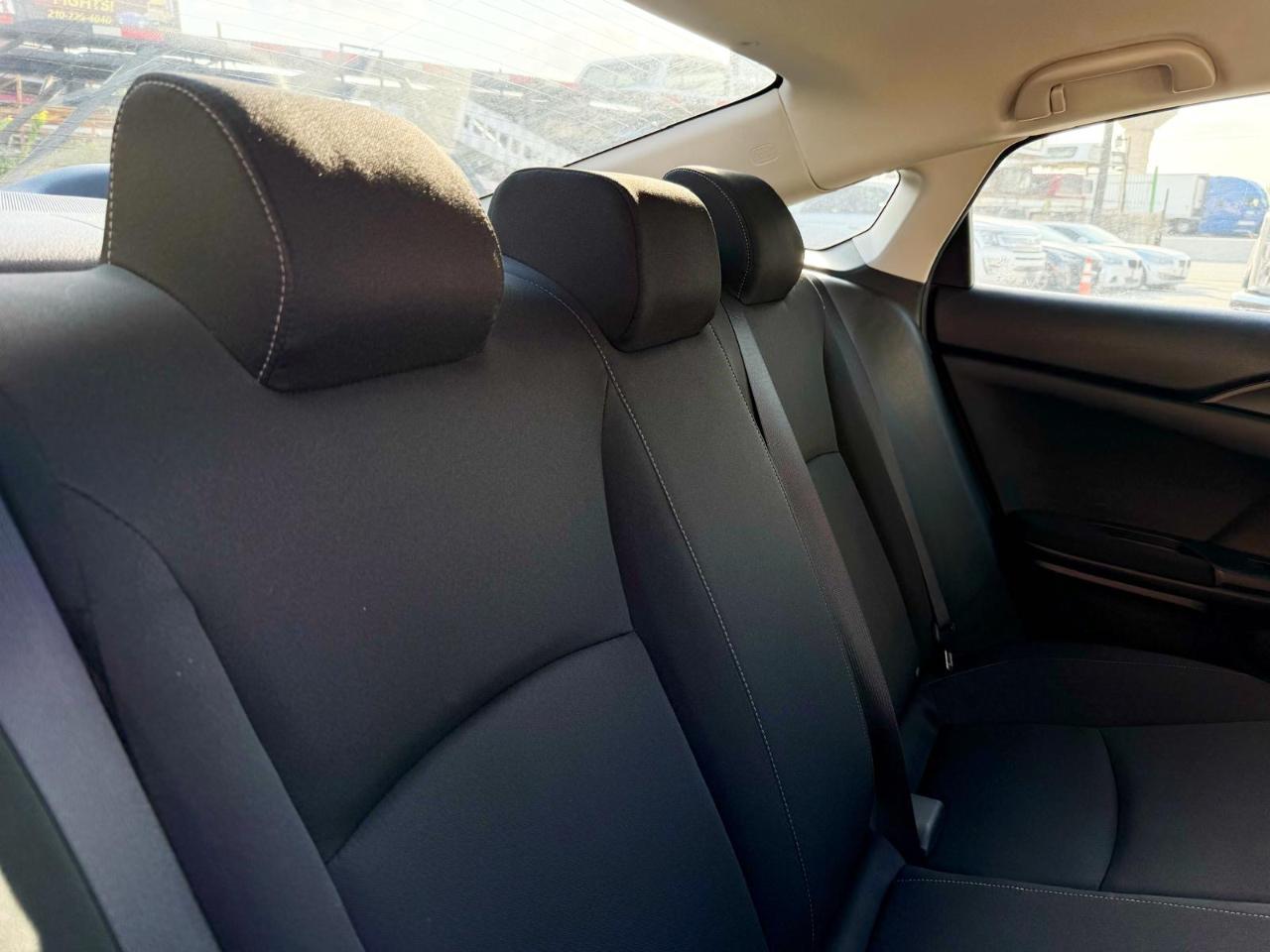 Honda Civic Sedan LX Manual 2017