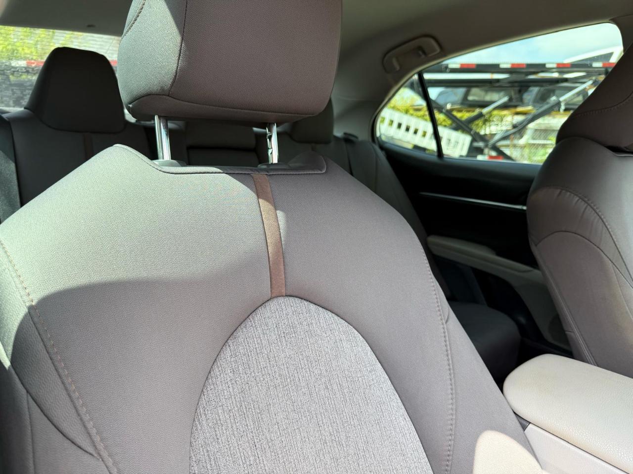 Toyota Camry LE Auto (Natl) 2020