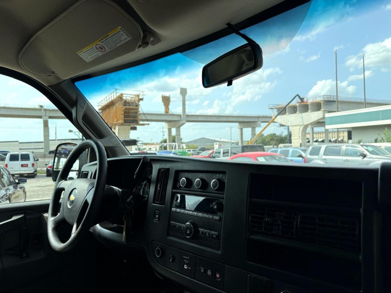 Chevrolet Express Passenger RWD 3500 135" LT 2018