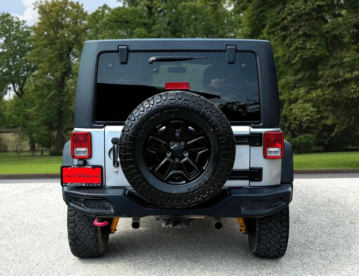 Jeep Wrangler Unlimited 4WD 4dr Rubicon Hard Rock 2015