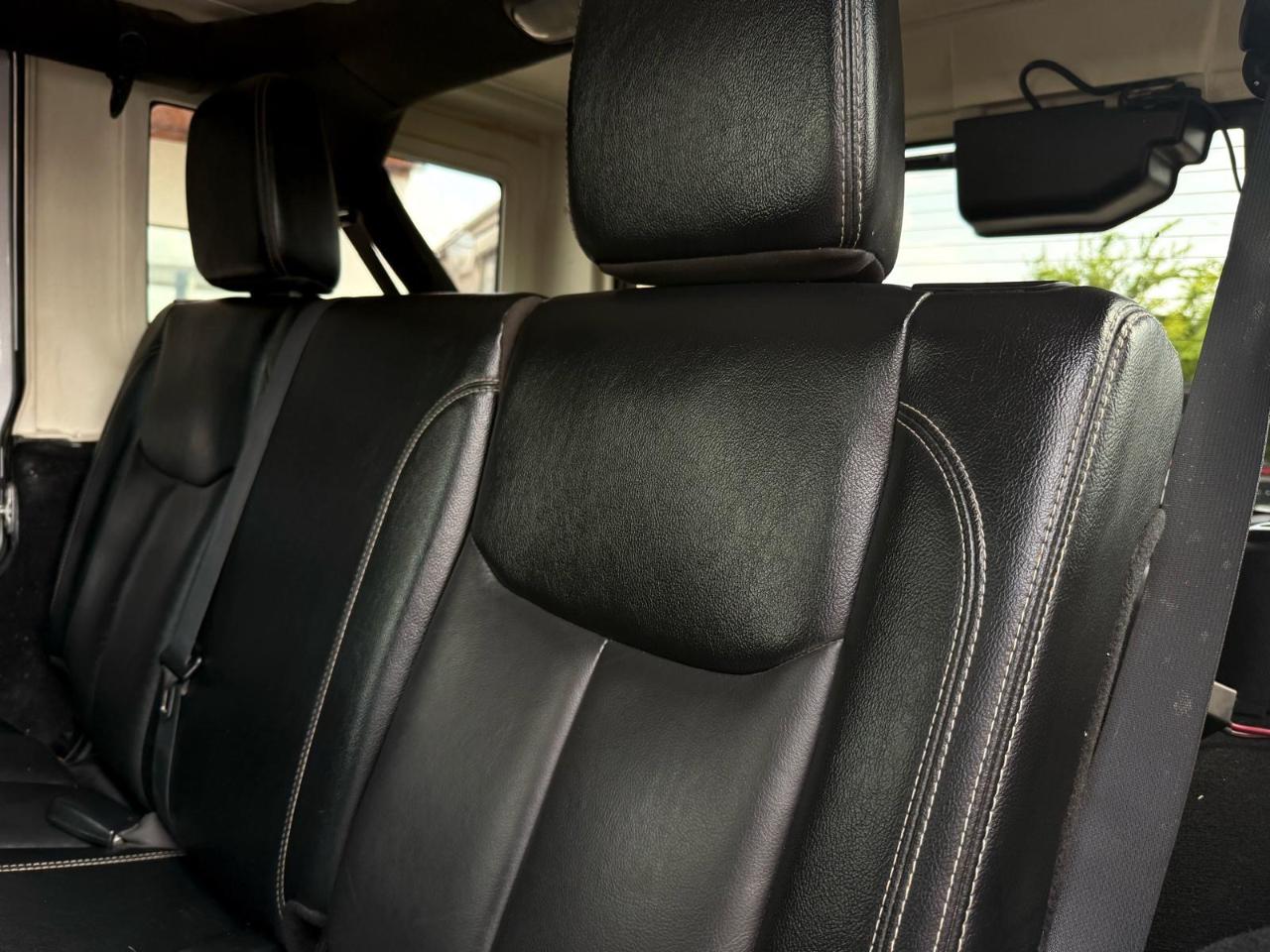 Jeep Wrangler Unlimited 4WD 4dr Rubicon Hard Rock 2015
