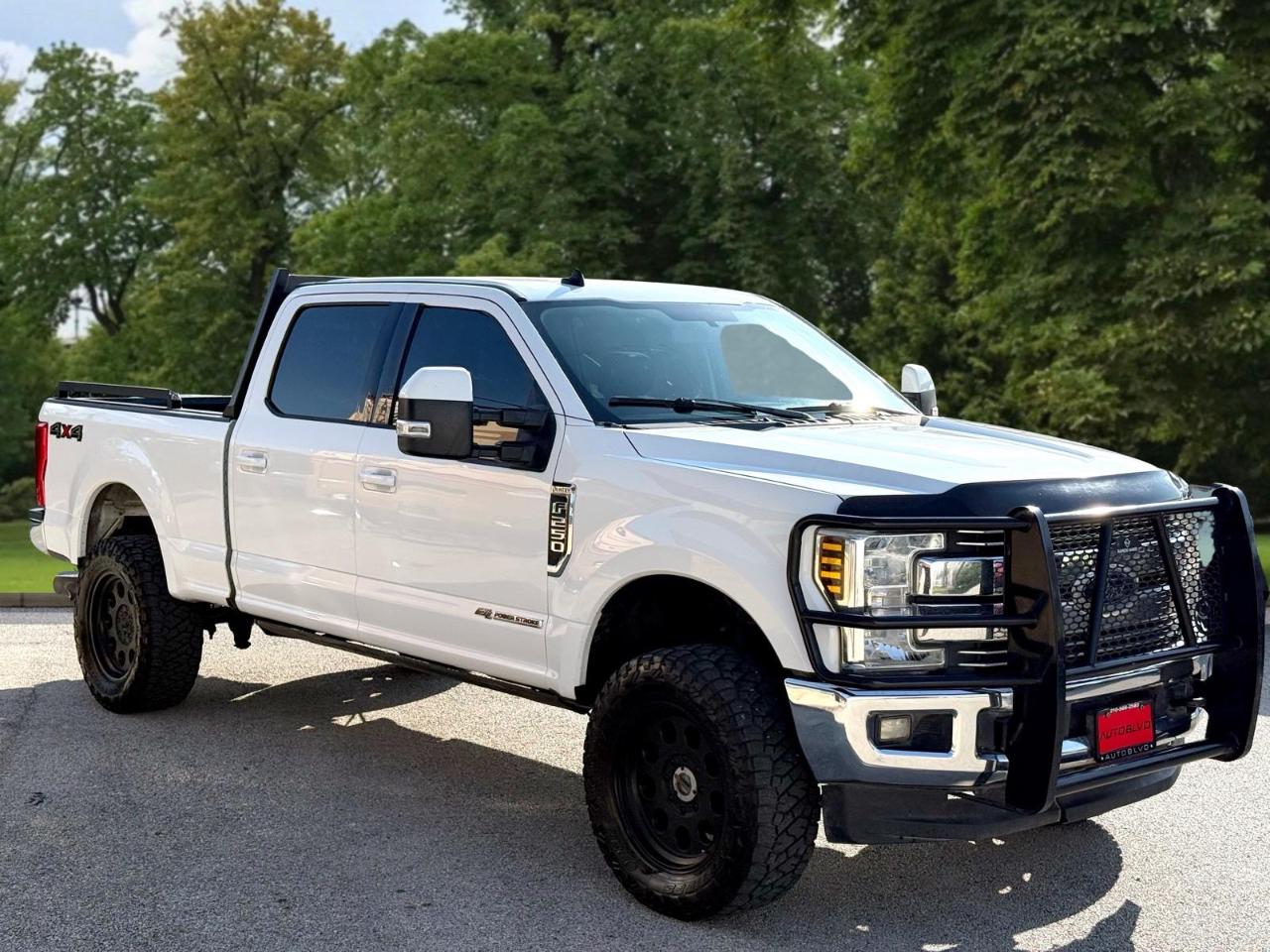 Ford Super Duty F-250 SRW Lariat 4WD Crew Cab 6.75' Box 2019