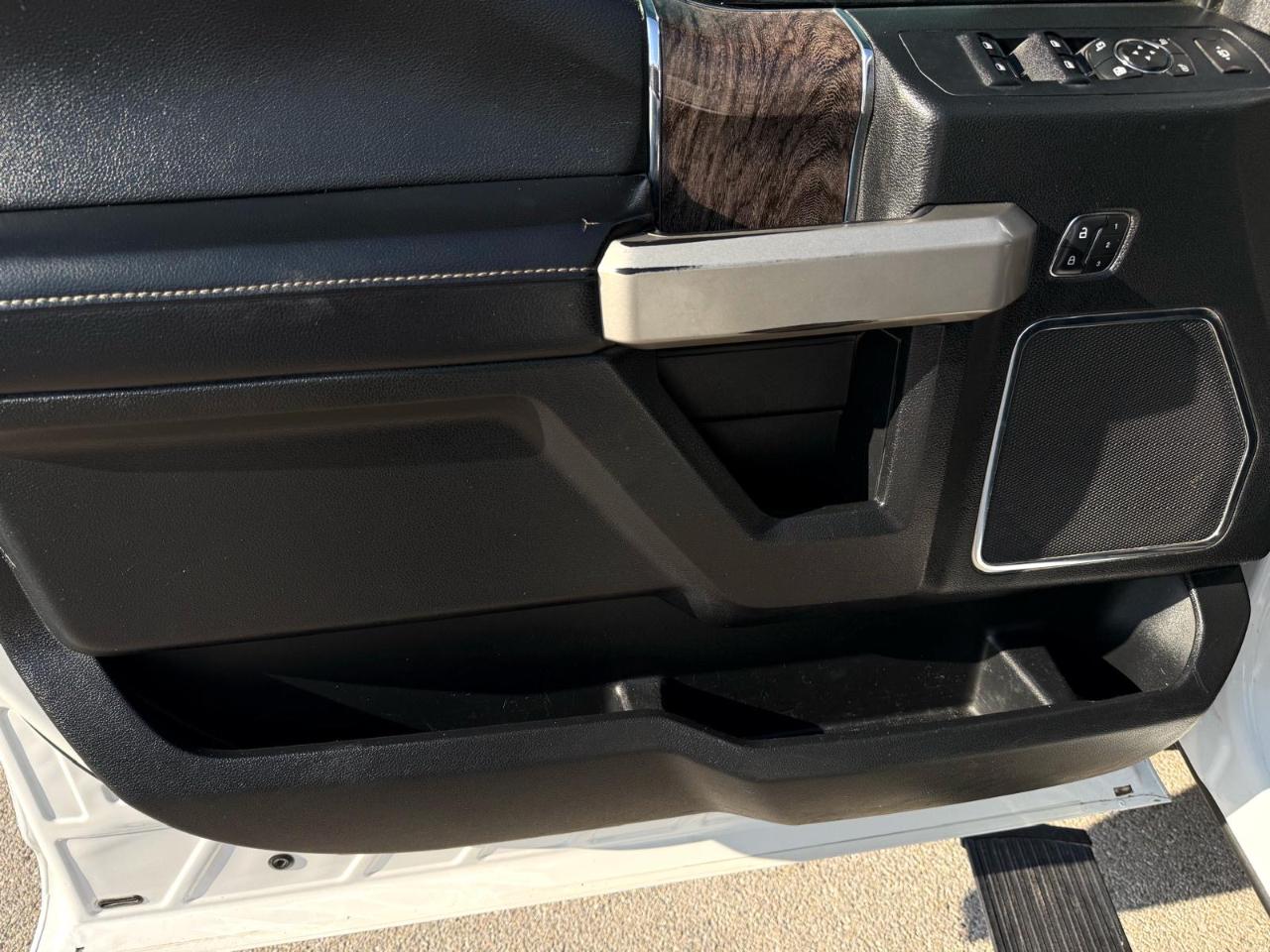 Ford Super Duty F-250 SRW Lariat 4WD Crew Cab 6.75' Box 2019