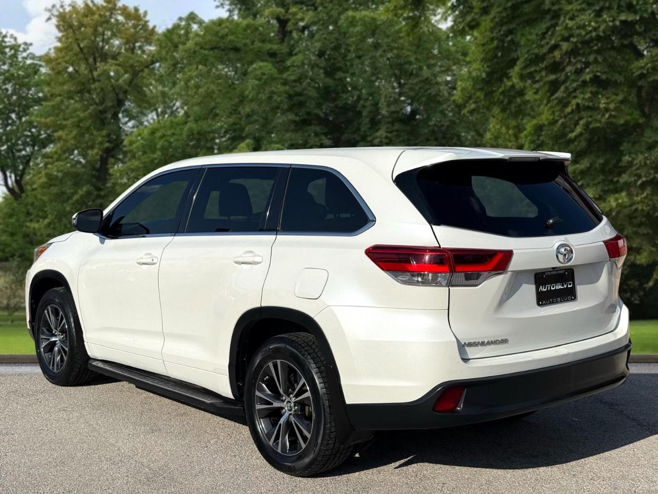 Toyota Highlander LE I4 FWD (Natl) 2018