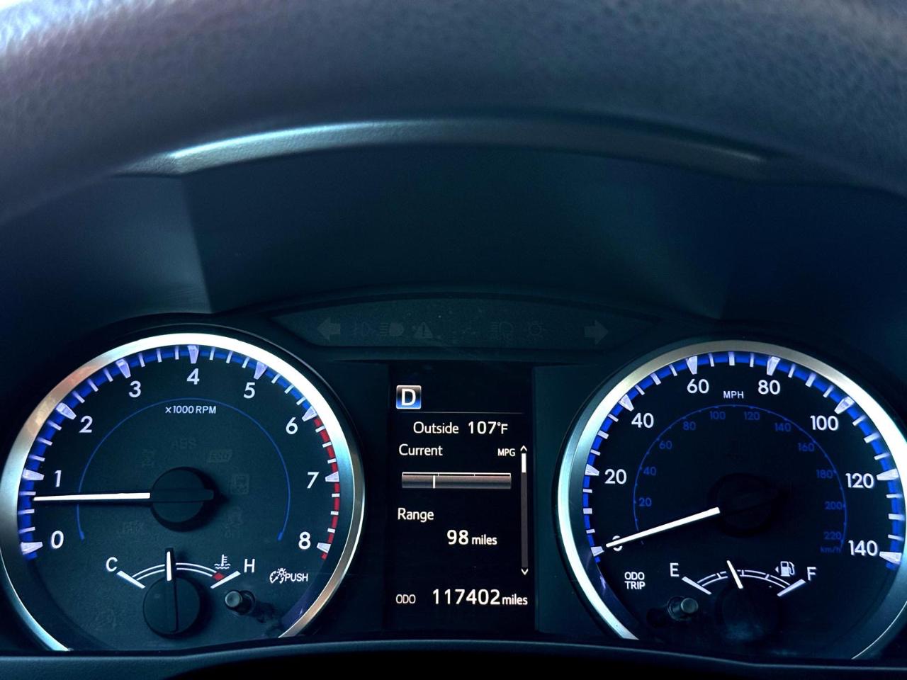 Toyota Highlander LE I4 FWD (Natl) 2018