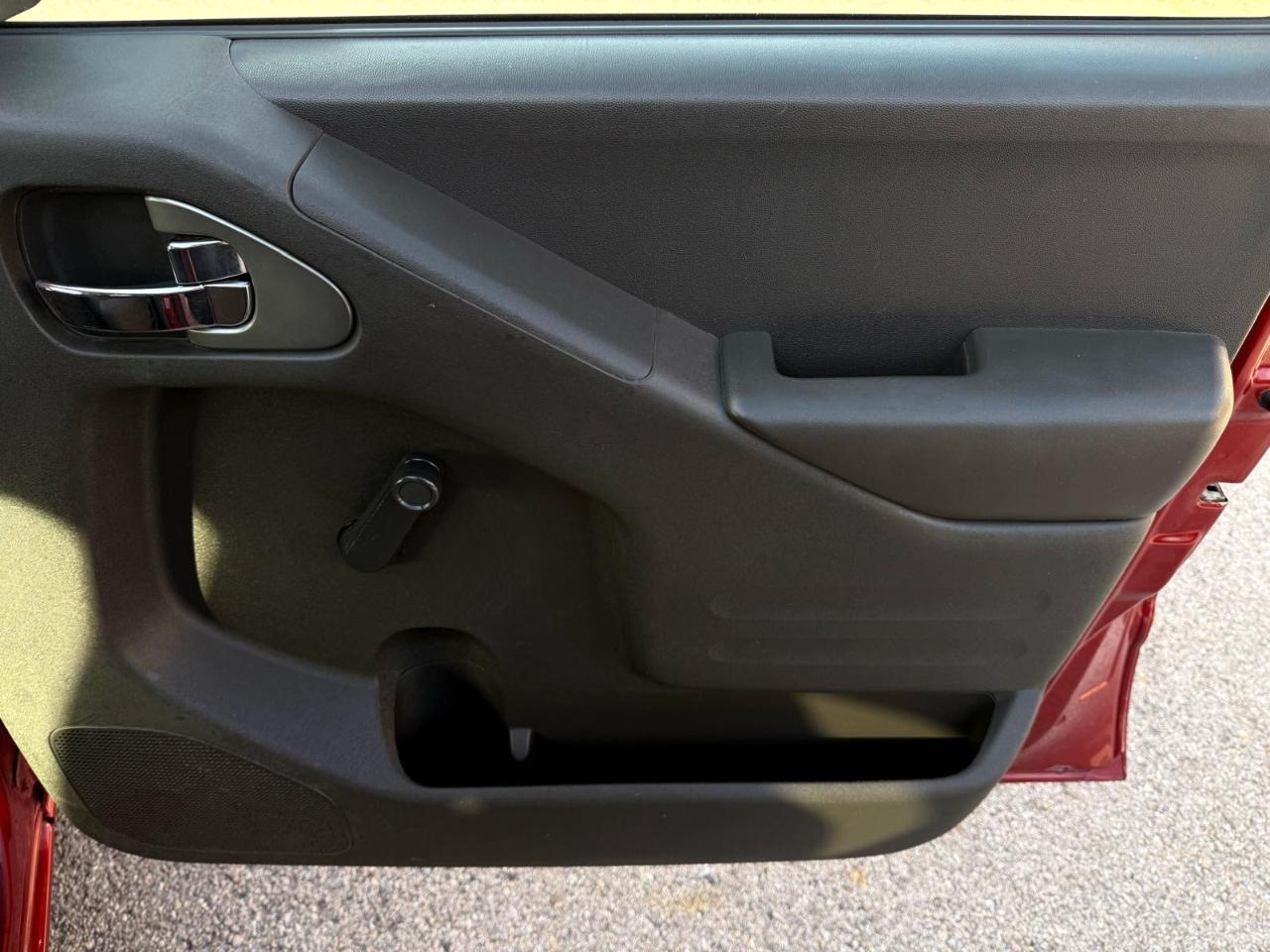 Nissan Frontier King Cab 4x2 S Manual 2019