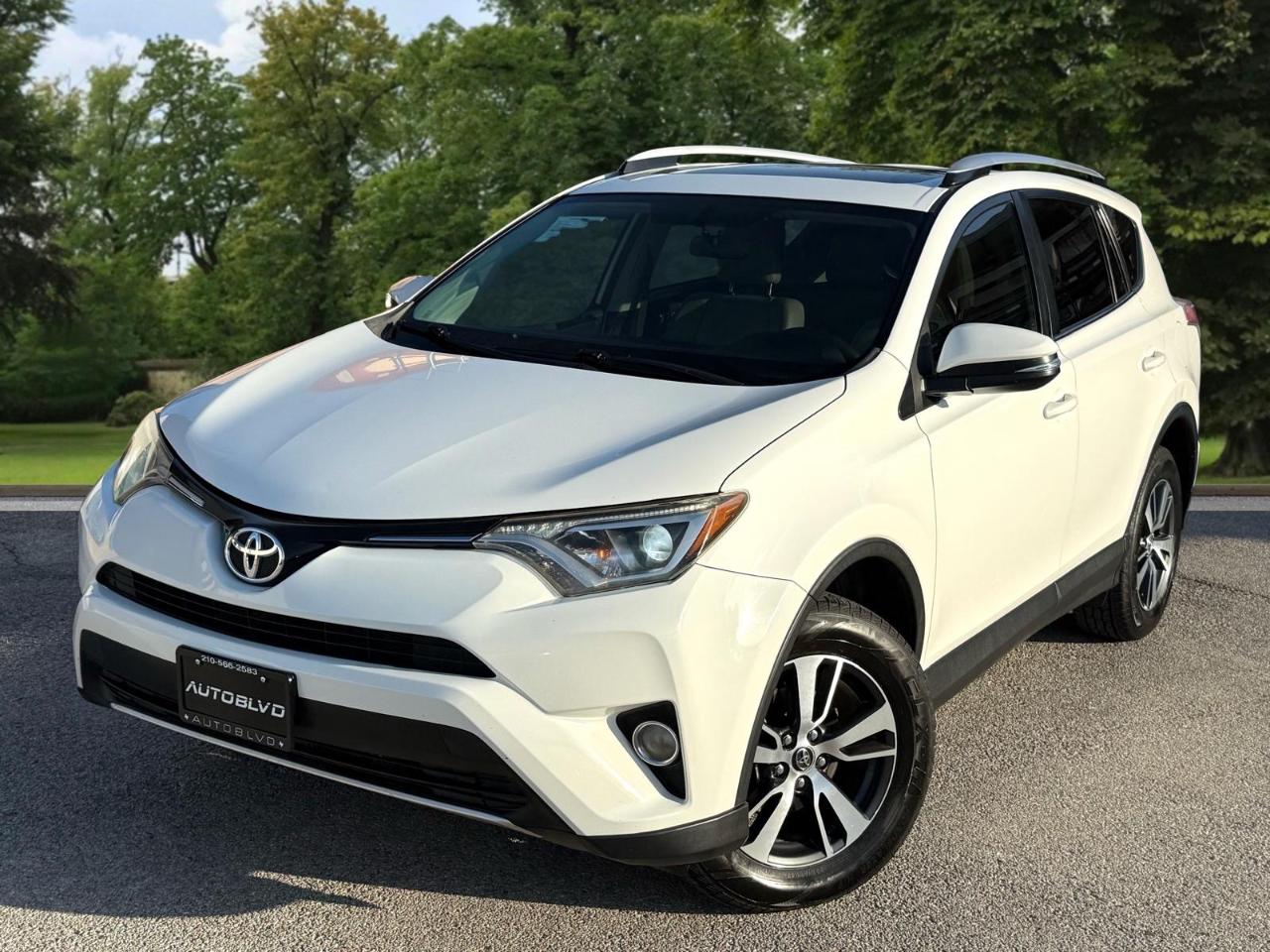 Toyota RAV4 FWD 4dr XLE (Natl) 2016