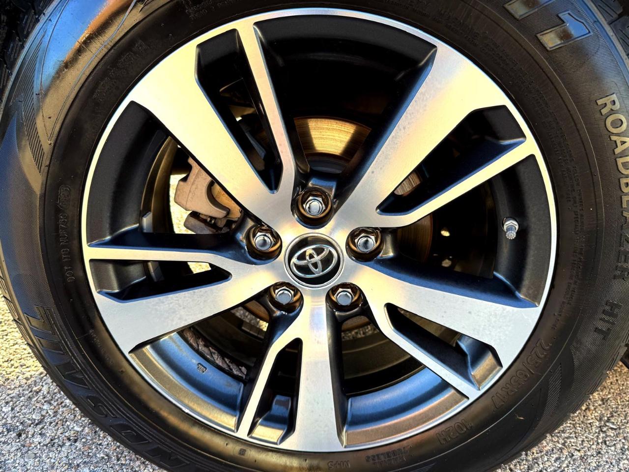 Toyota RAV4 FWD 4dr XLE (Natl) 2016