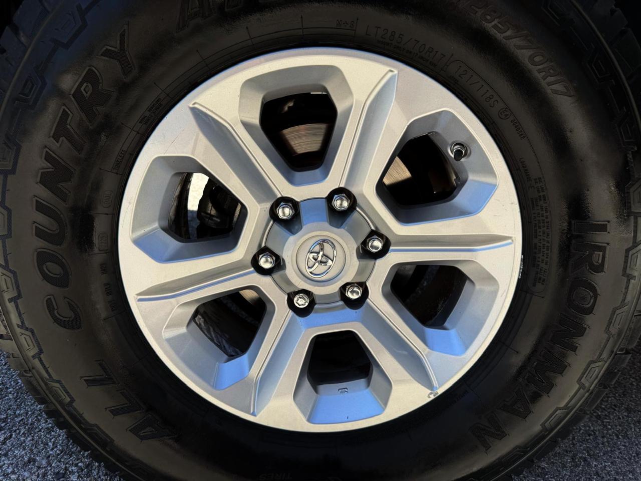 Toyota 4Runner TRD Off Road Premium 4WD (Natl) 2019