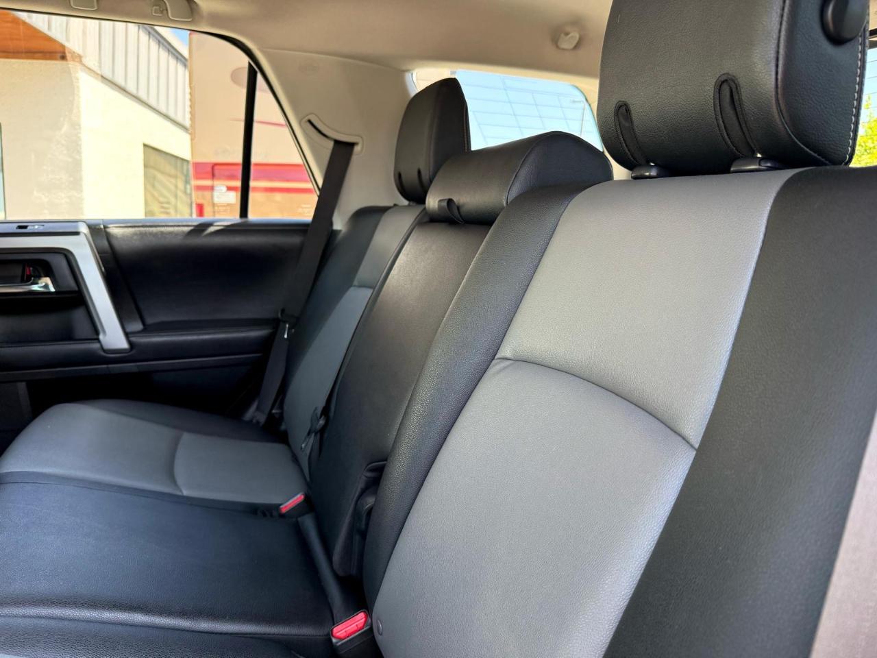 Toyota 4Runner TRD Off Road Premium 4WD (Natl) 2019
