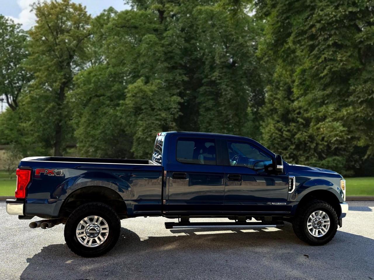 Ford Super Duty F-250 SRW 4WD Crew Cab 156" FX4 2018