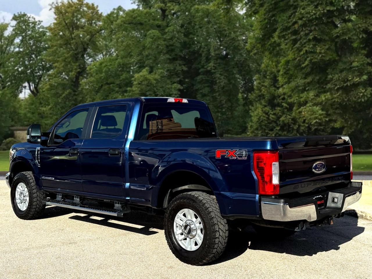 Ford Super Duty F-250 SRW 4WD Crew Cab 156" FX4 2018