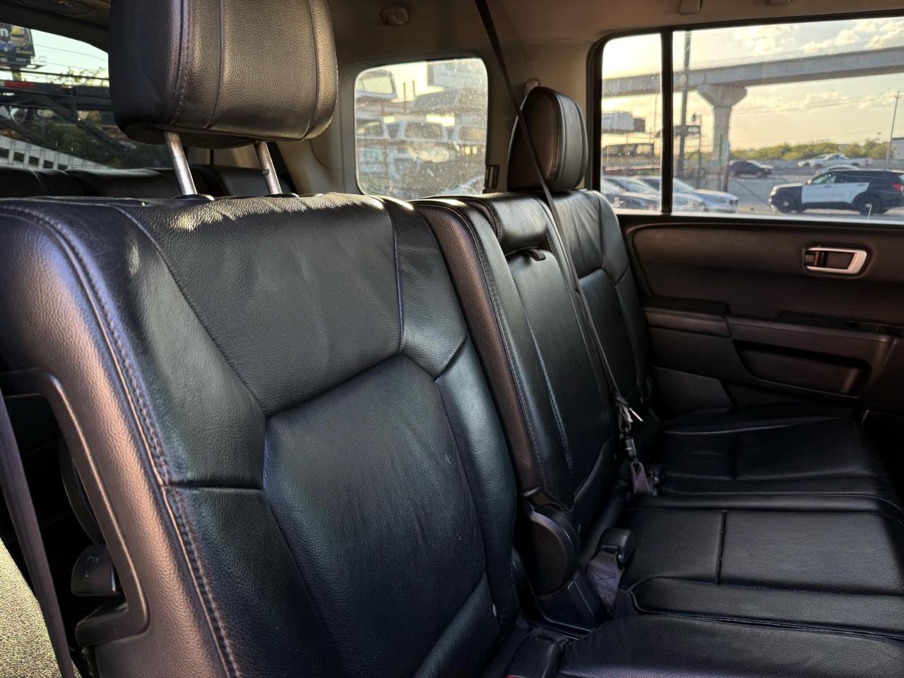 Honda Pilot 2WD 4dr EX-L w/RES 2015