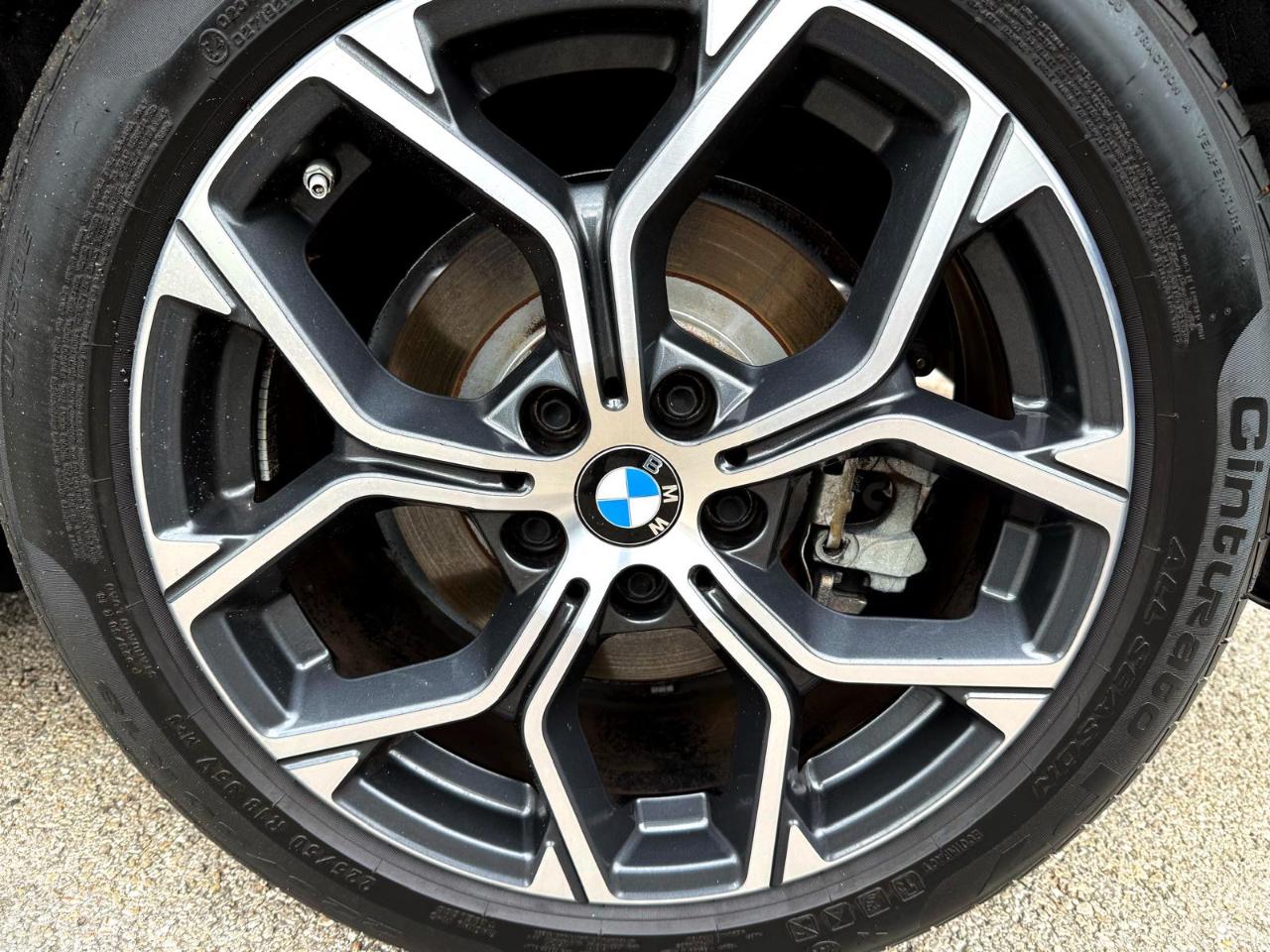 BMW X1 sDrive28i Sports Activity Vehicle 2022