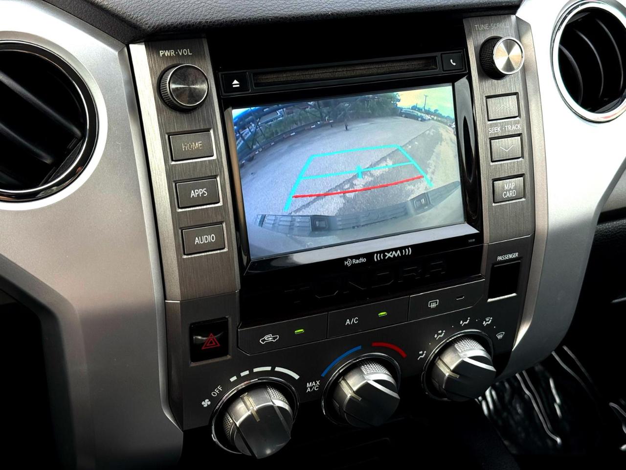 Toyota Tundra 2WD Truck CrewMax 4.6L V8 6-Spd AT SR5 (Natl) 2016