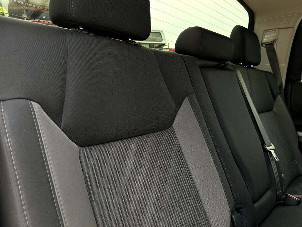 Toyota Tundra 2WD Truck CrewMax 4.6L V8 6-Spd AT SR5 (Natl) 2016