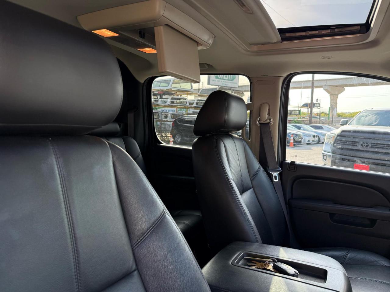 Chevrolet Avalanche 1500 Z71 2011