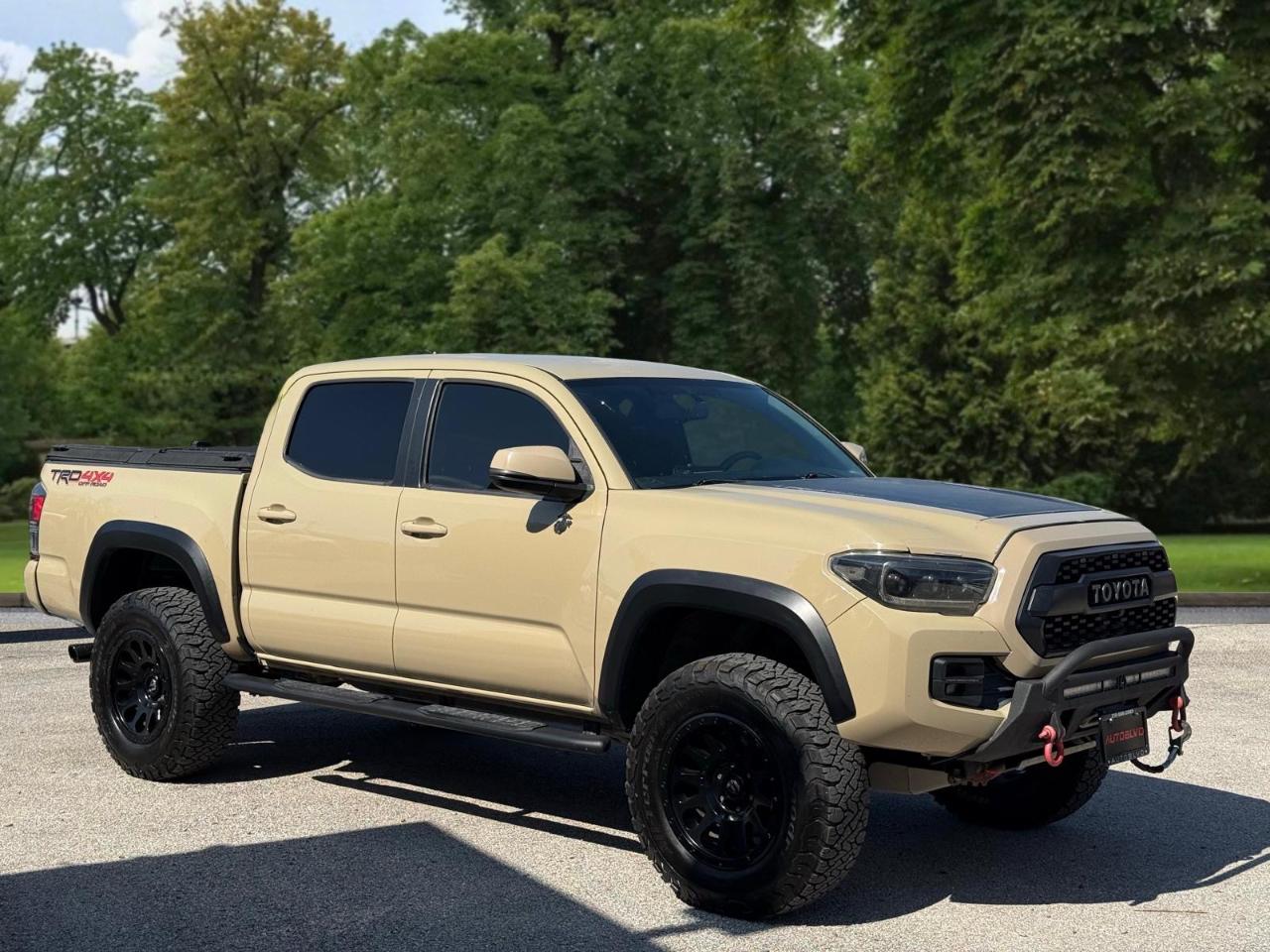 Toyota Tacoma 4WD TRD Off Road Double Cab 5' Bed V6 AT (Natl) 2017