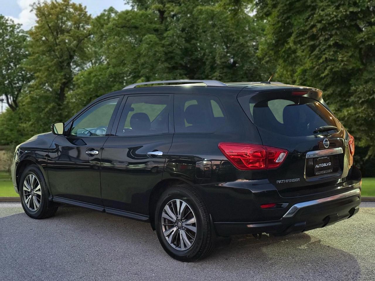 Nissan Pathfinder FWD S 2017