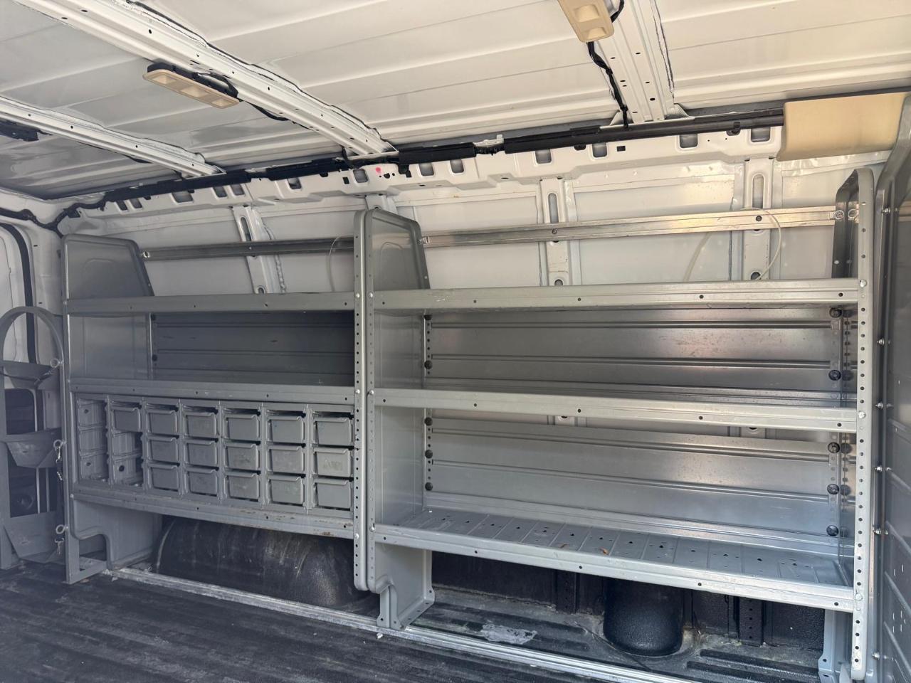 Chevrolet Express Cargo Van RWD 2500 135" 2020
