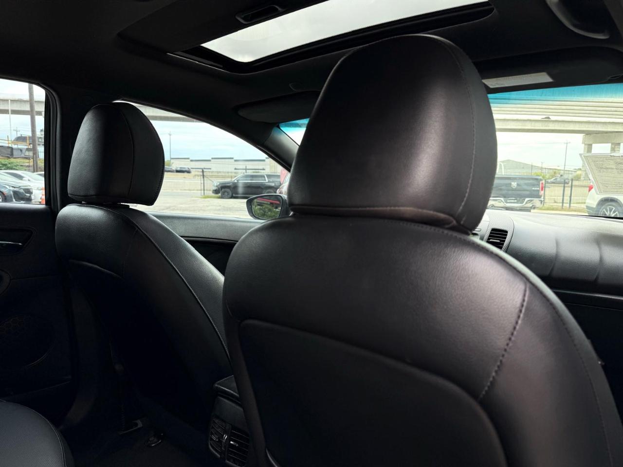 Kia Forte 5-Door 5dr HB Man SX 2014