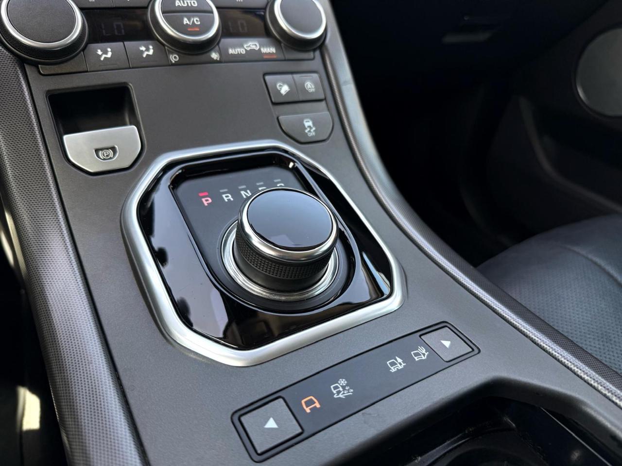Land Rover Range Rover Evoque 5 Door SE 2019