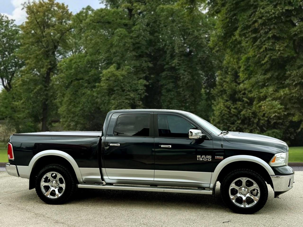 RAM 1500 4WD Crew Cab 149" Laramie 2014