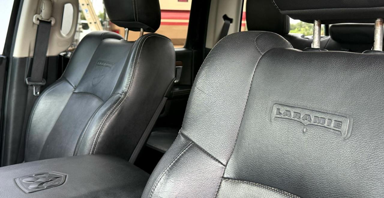 RAM 1500 4WD Crew Cab 149" Laramie 2014