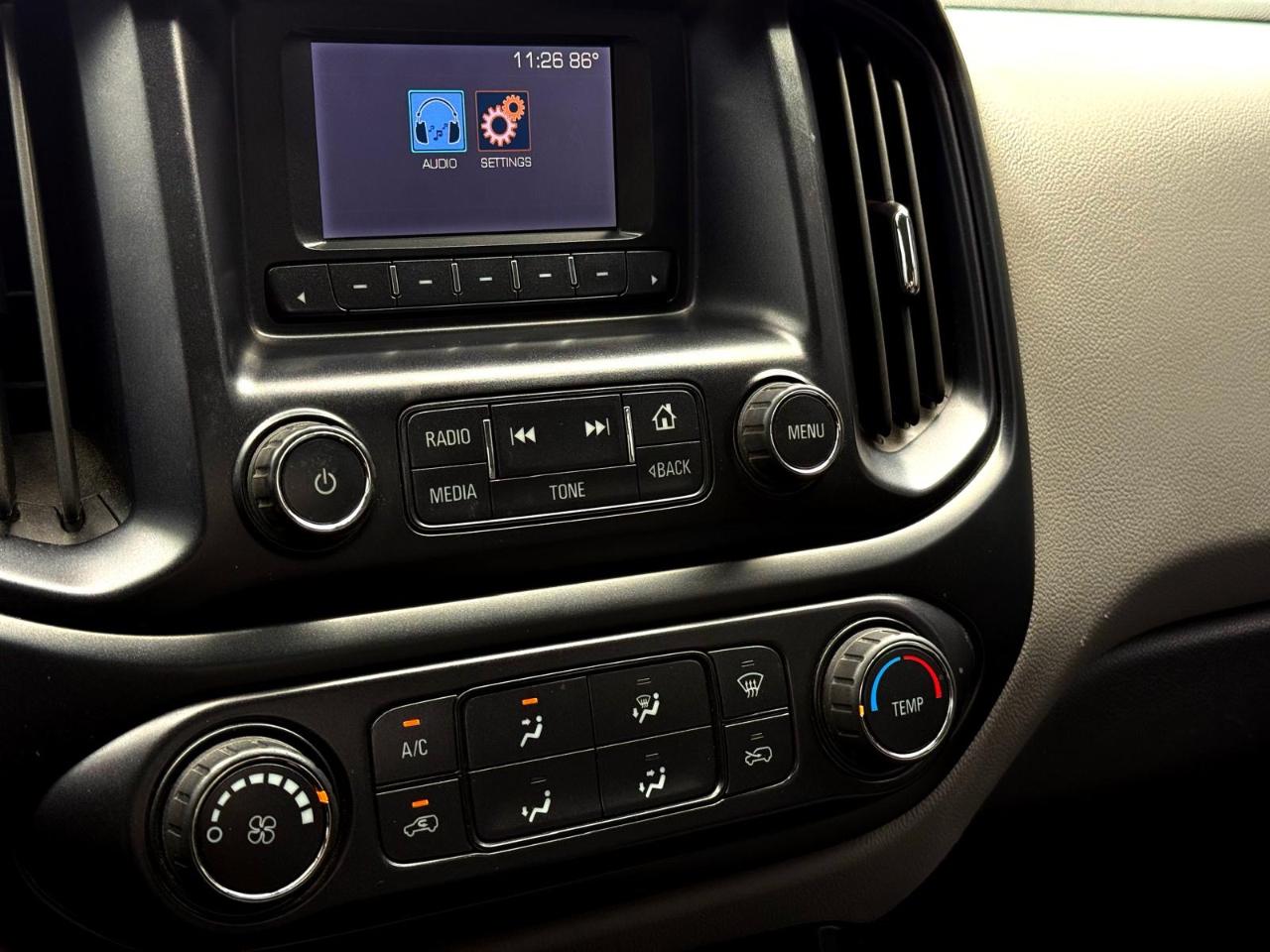 Chevrolet Colorado 2WD Ext Cab 128.3" WT 2015