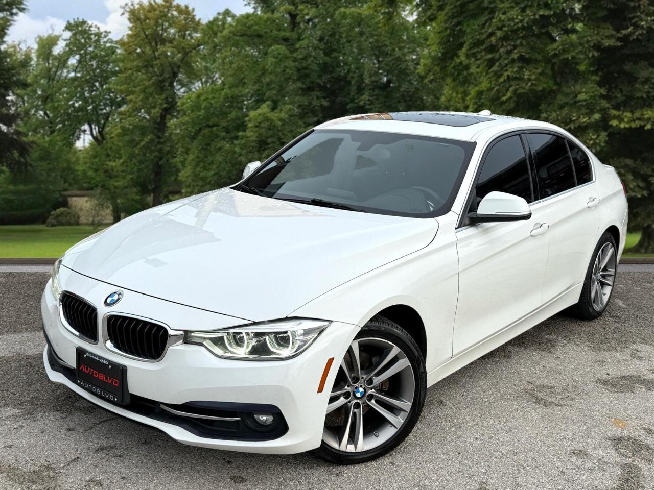 BMW 3 Series 330i xDrive Sedan 2018