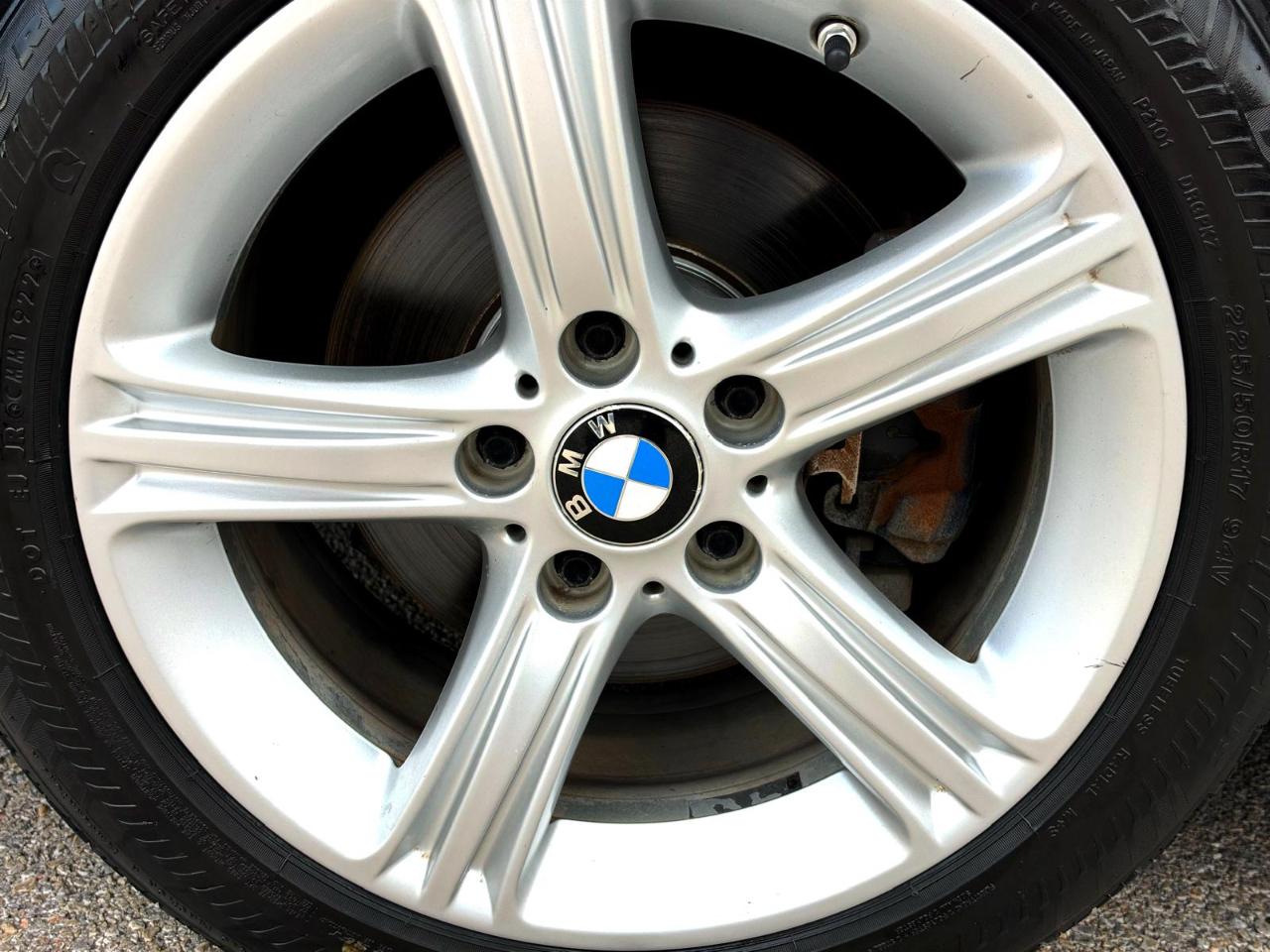 BMW 3 Series 4dr Sdn 328i xDrive AWD SULEV 2014