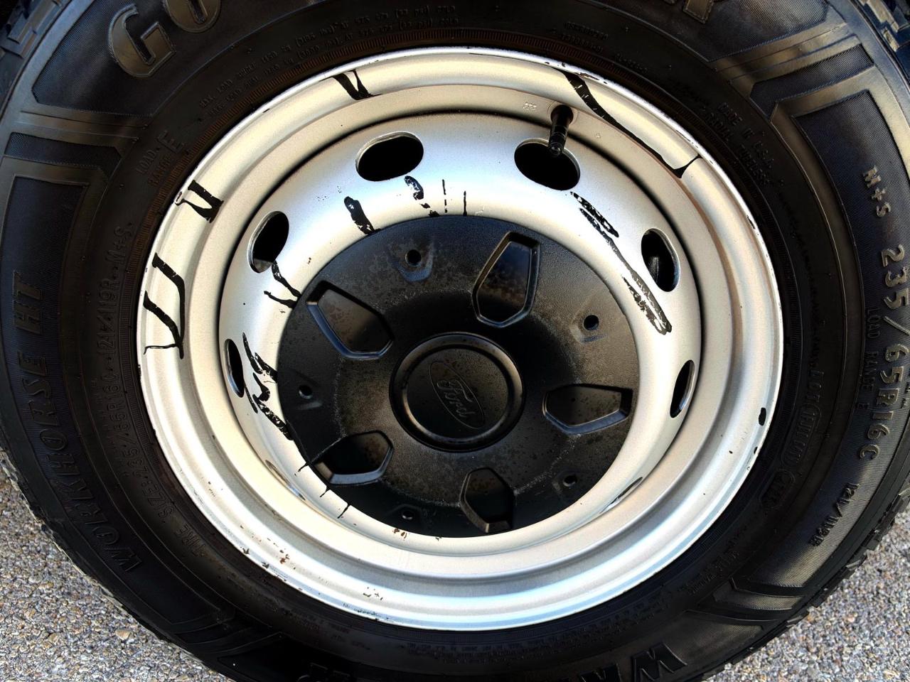 Ford Transit Cargo Van T-250 130" Med Rf 9070 GVWR RWD 2020
