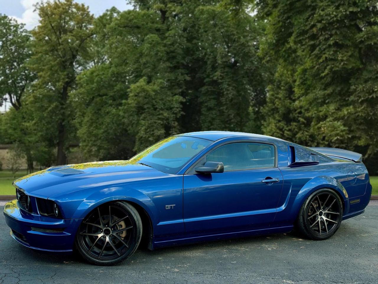 2006 Ford Mustang 2dr Cpe GT Deluxe