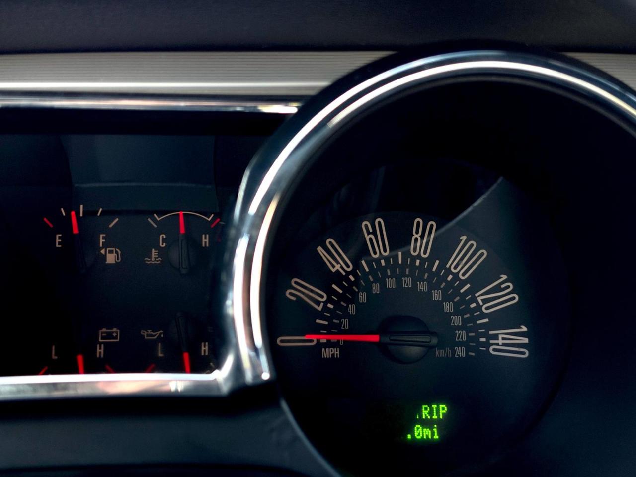 Ford Mustang 2dr Cpe GT Deluxe 2006