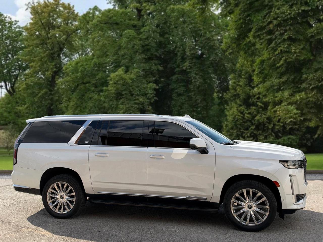 Cadillac Escalade ESV 4WD 4dr Premium Luxury 2021