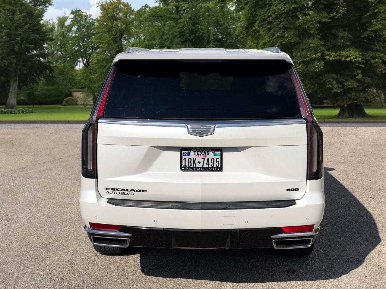 Cadillac Escalade ESV 4WD 4dr Premium Luxury 2021
