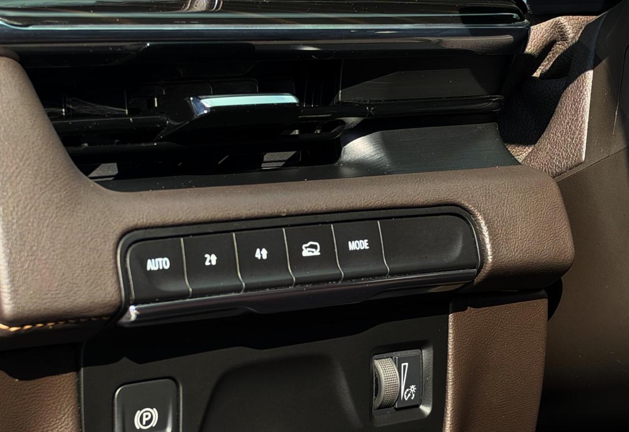 Cadillac Escalade ESV 4WD 4dr Premium Luxury 2021