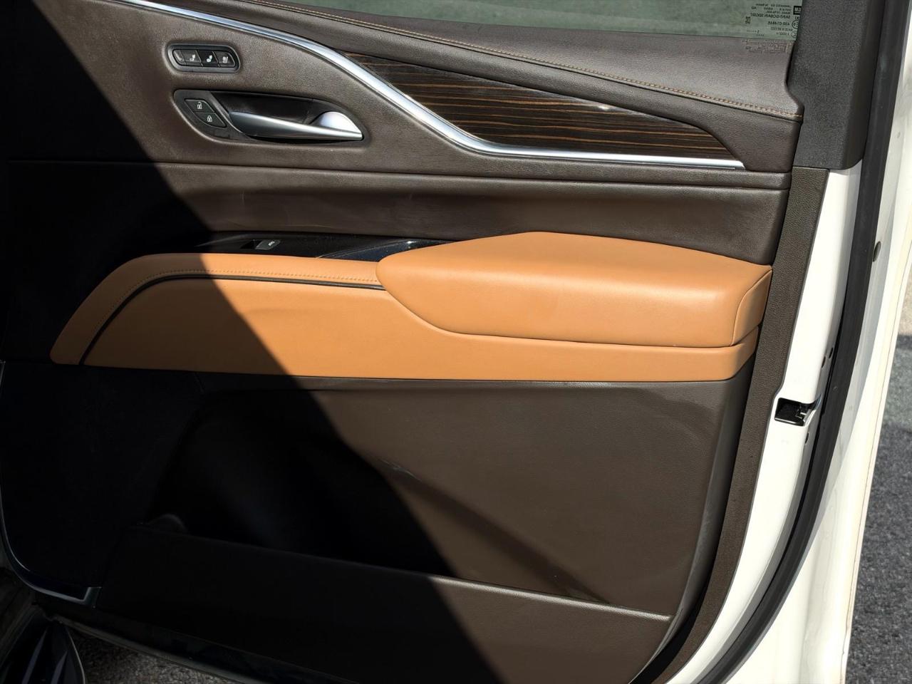 Cadillac Escalade ESV 4WD 4dr Premium Luxury 2021