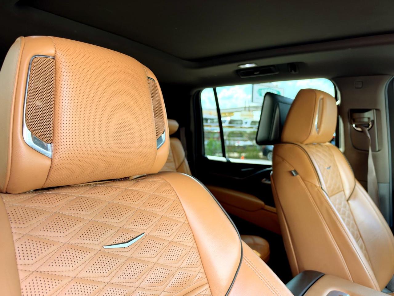 Cadillac Escalade ESV 4WD 4dr Premium Luxury 2021