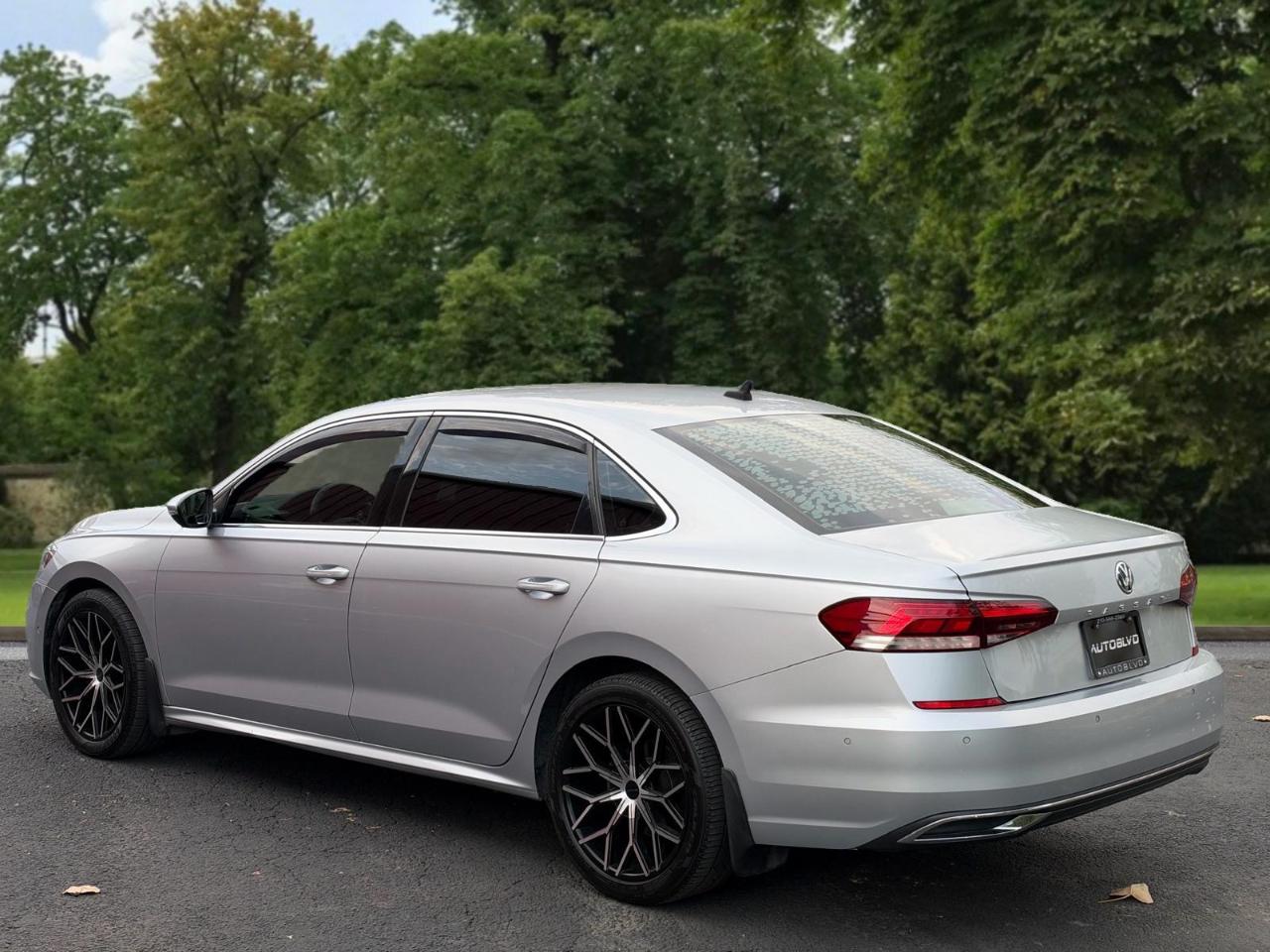 Volkswagen Passat 2.0T SEL Auto 2020